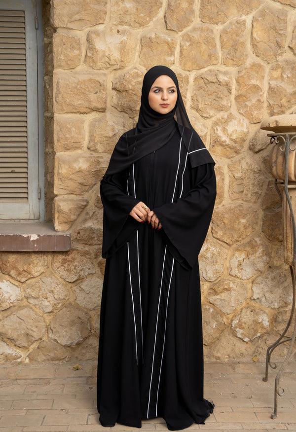 Casual abaya with white ribbons and pleats